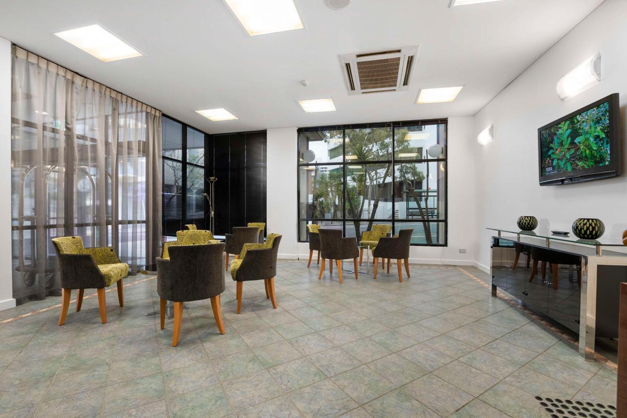 Metro Hotel Perth City Esterno foto