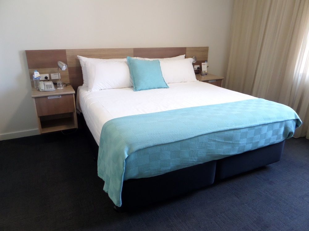 Metro Hotel Perth City Esterno foto